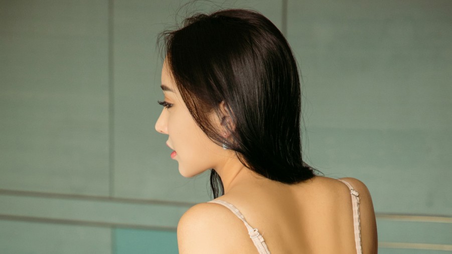 张本美和夺冠后，提到王曼昱和孙颖莎，还感谢队友，喜提41万奖金